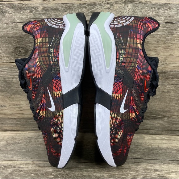 Nike D/MS/X Ghoswift Black Running Shoes - Picture 2 of 8